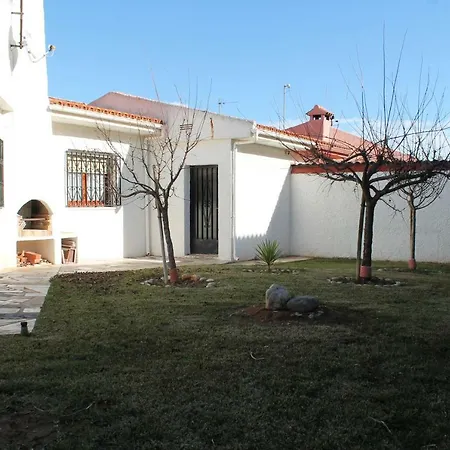 Adosado Adelfas Apartman